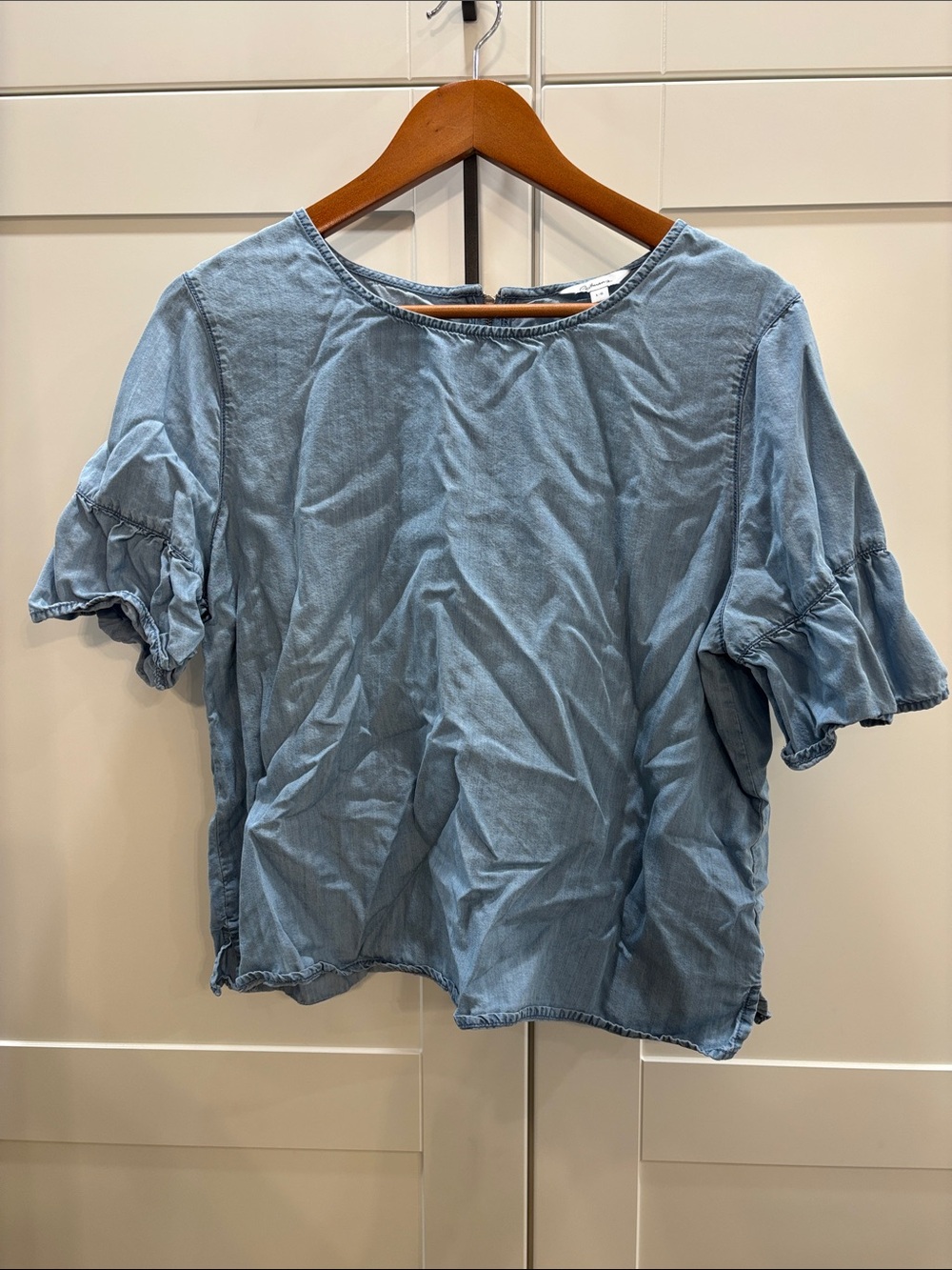 Reitmans Light Blue Ruffle Sleeve Chambray Blouse